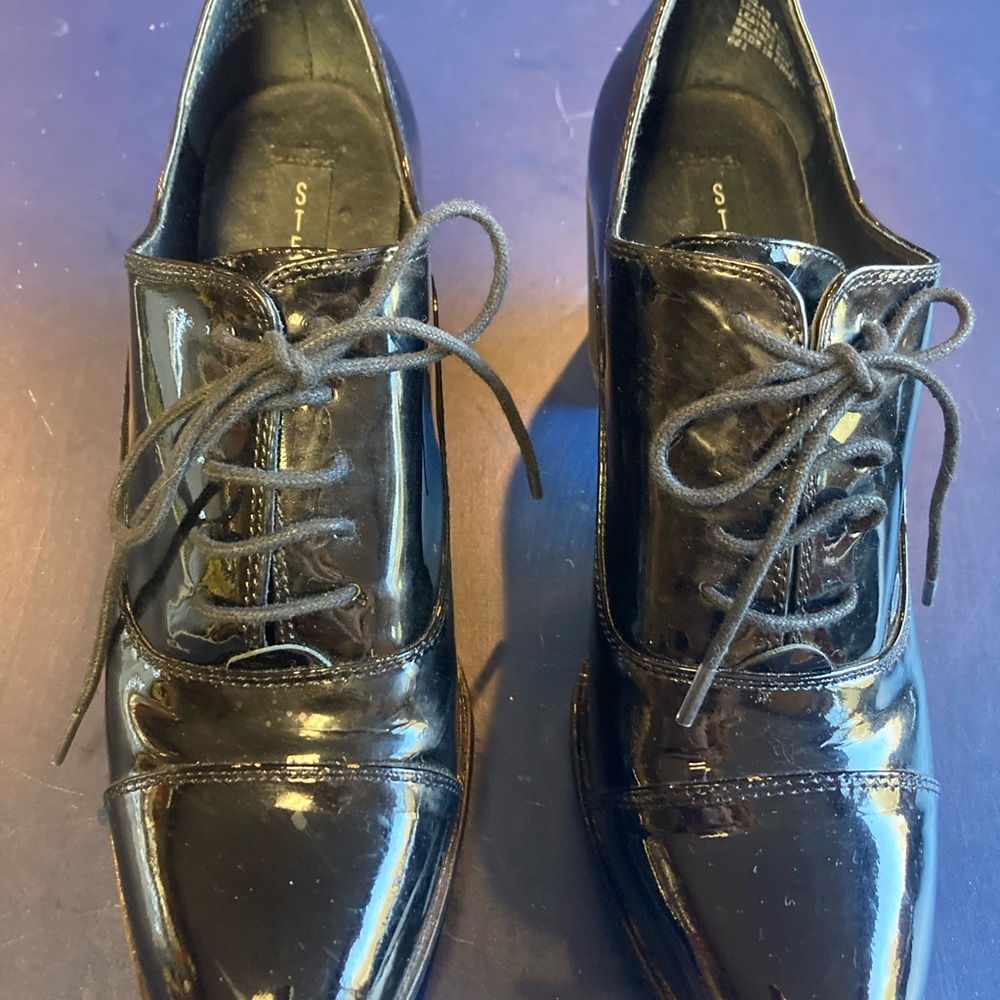 Steven Madden wow s shoe size 8.5